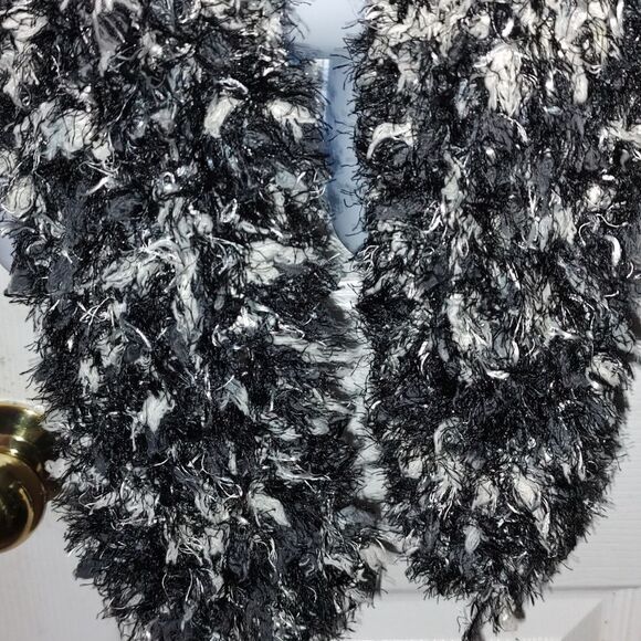 Black and White  fuzzy winter scarf - Picture 4 of 5
